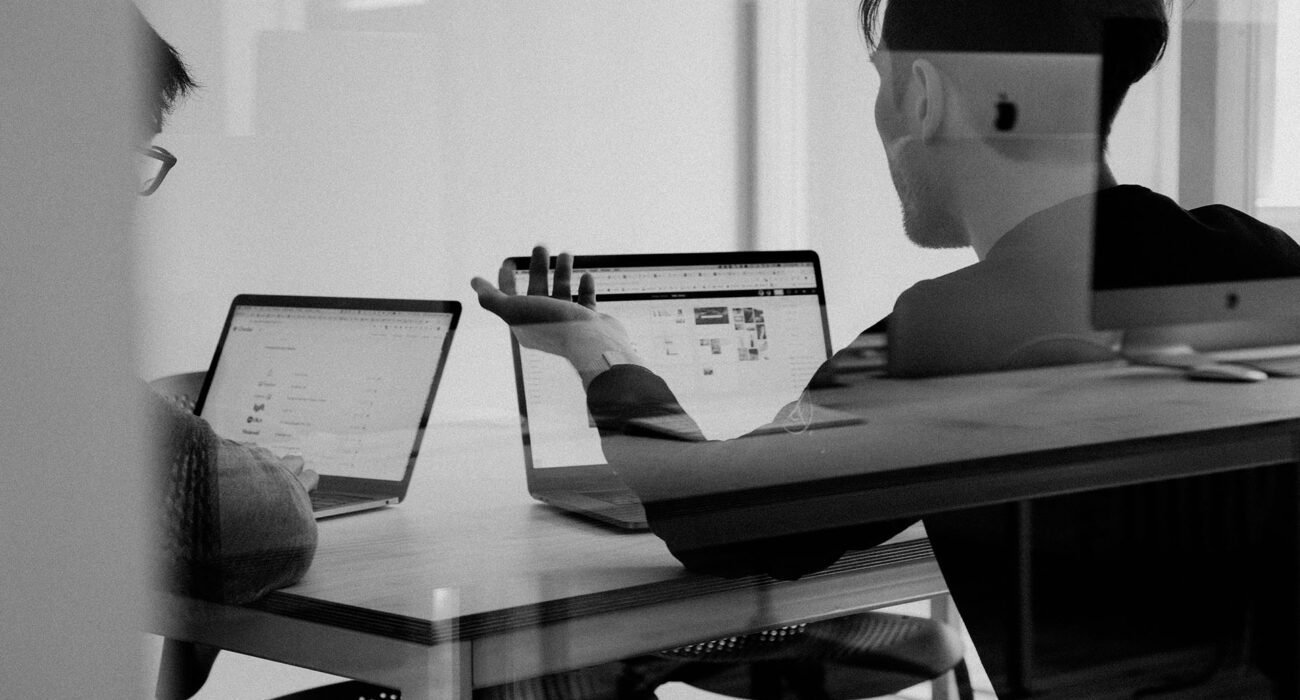 entrike team, working in laptop